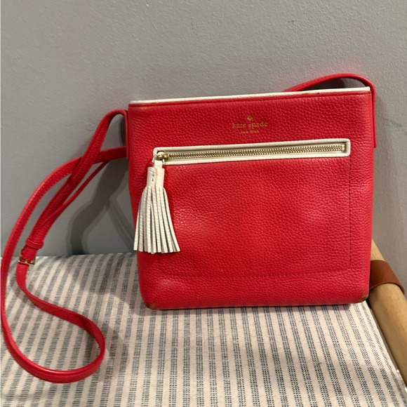 kate spade Handbags - Kate Spade Vibrant coral Red Crossbody Bag